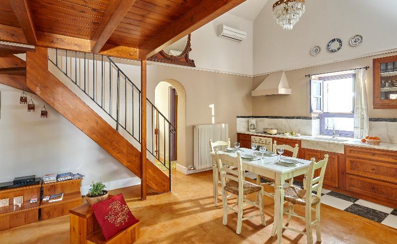 Orelia Cretan Villas & Deluxe Apartments Kamilari Buitenkant foto